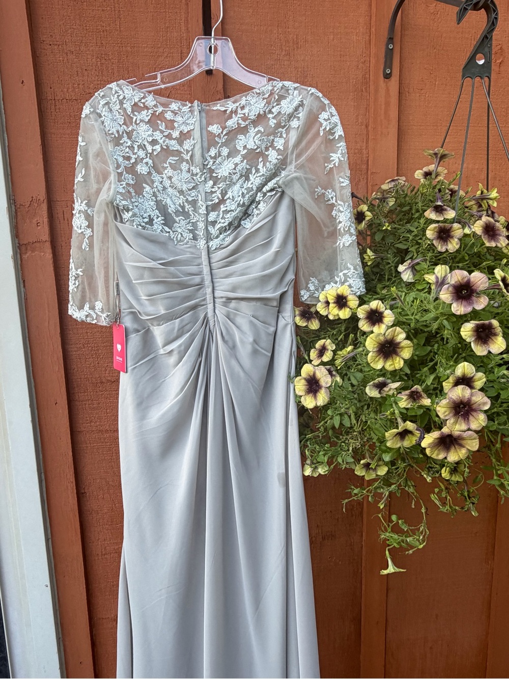 JJs HOUSE NWT Lace-Detail Evening Dress - Picture 8 of 12